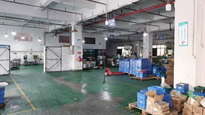 Wysokiej objętości skrzyżowany kartę kredytową CD 12 arkuszy A4 komercyjny papier Shredder z pojemnością 25L Bin CD228P 11